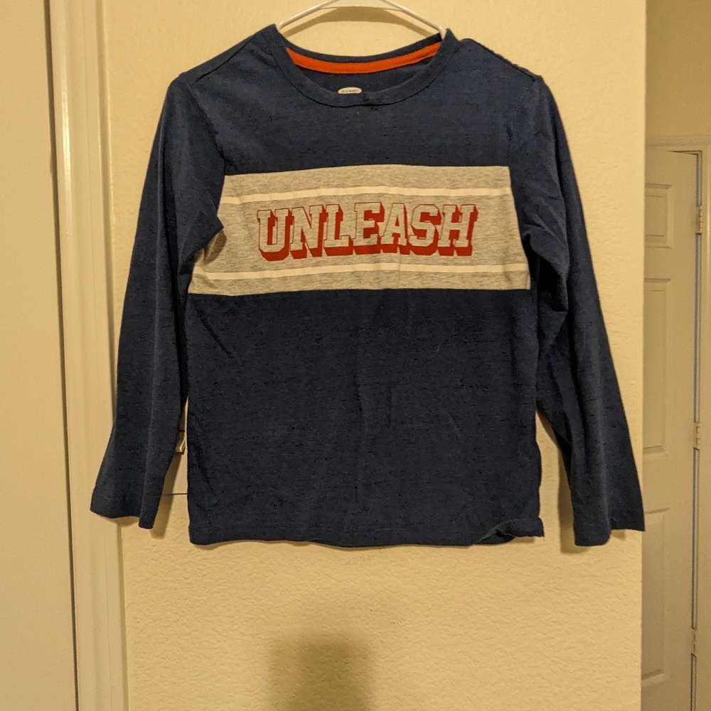 Boys long sleeve shirt.